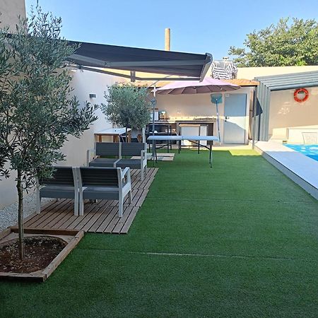 Alojamiento El Pez Casa Con Piscina Climatizada Villafranca de los Caballeros Bagian luar foto