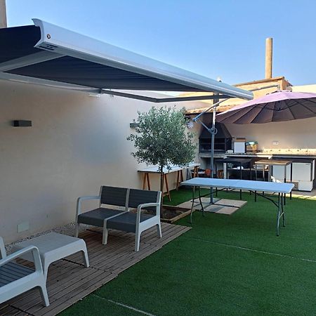 Alojamiento El Pez Casa Con Piscina Climatizada Villafranca de los Caballeros Bagian luar foto
