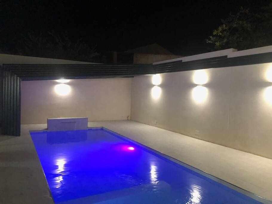 Alojamiento El Pez Casa Con Piscina Climatizada Villafranca de los Caballeros Bagian luar foto
